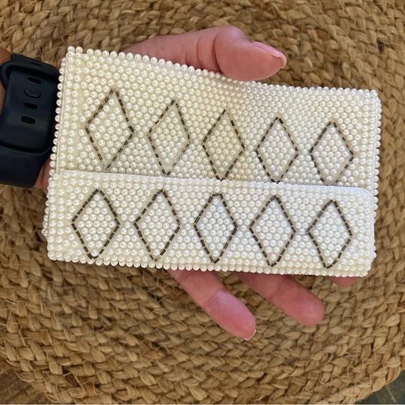 Vintage Faux Pearl Envelope Wallet Mini Clutch - Picture 9 of 9